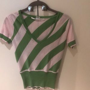 Lightweight shortsleeved sweater